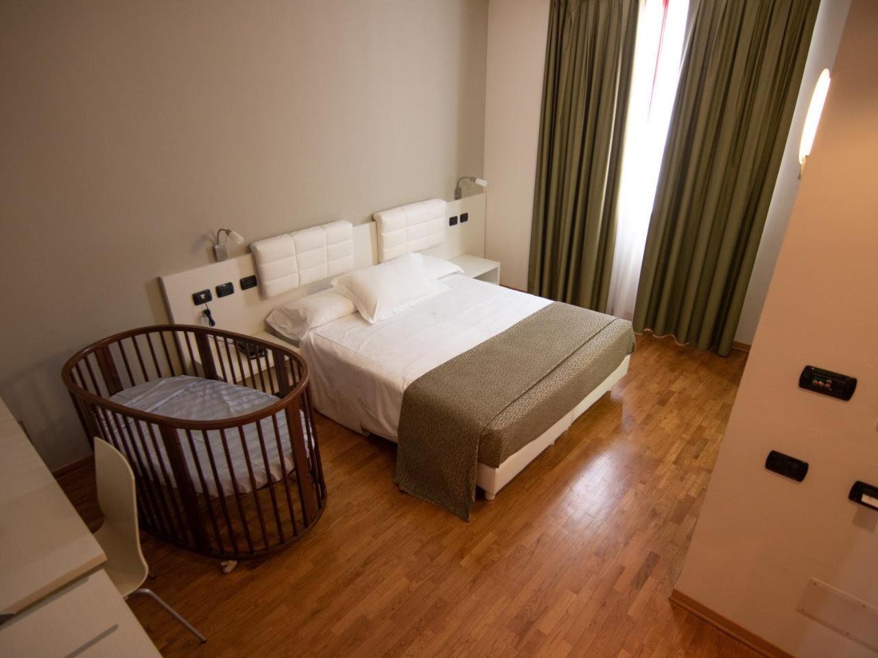 Master Hotel רג'ו אמיליה מראה חיצוני תמונה
